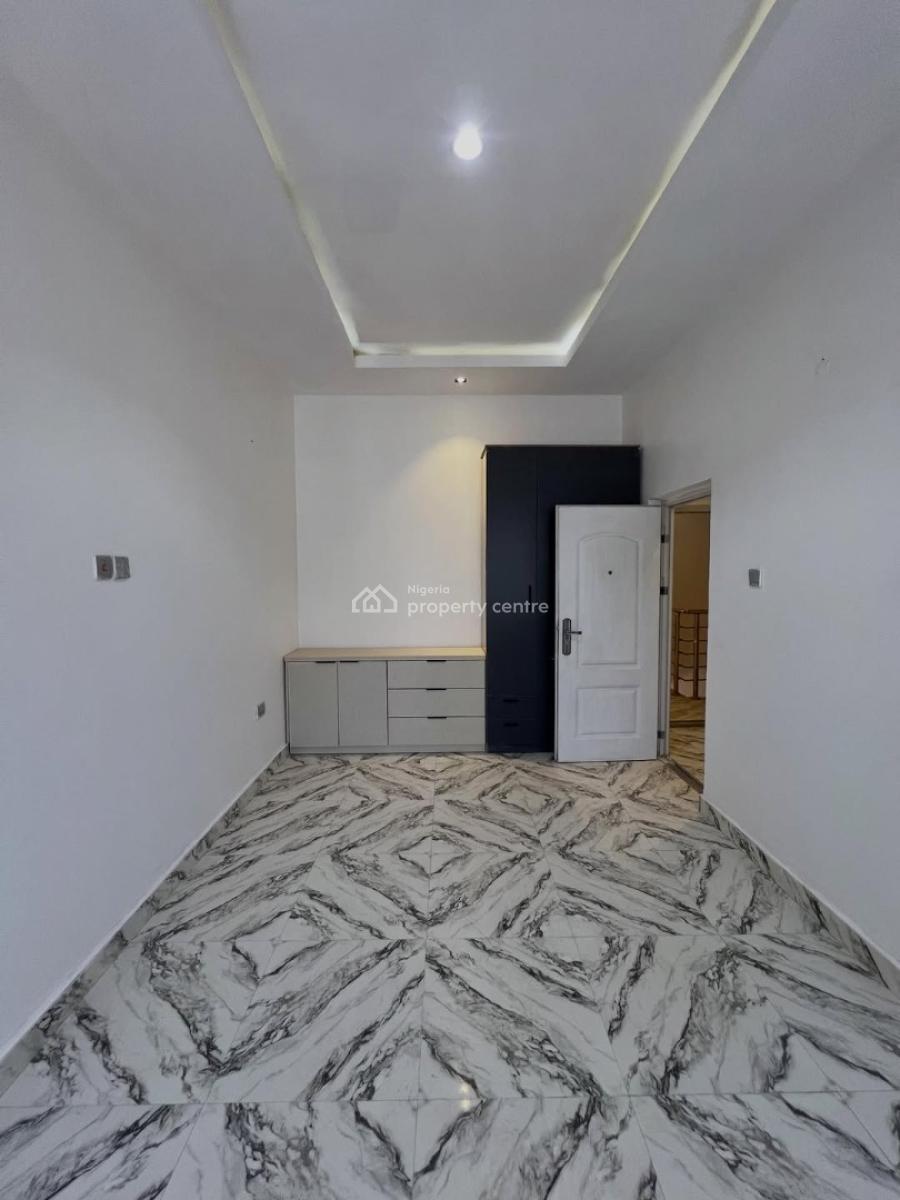 4 Bedroom Terrace (office Use Only), First Avenue, Gwarinpa, Abuja, Terraced Duplex for Rent