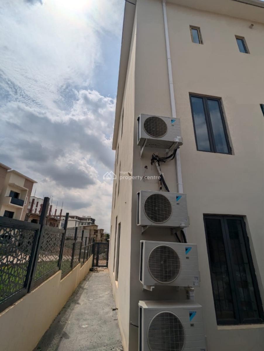 6 Bedroom Duplex, Mabushi, Abuja, Detached Duplex for Sale