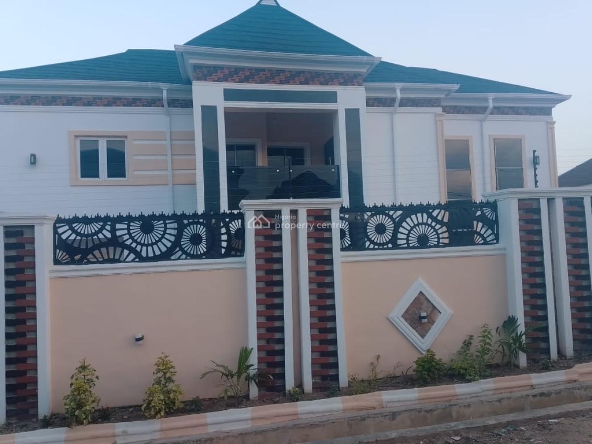 5 Bedroom Duplex with 2 Bedroom, Ibadan, Oyo, Detached Duplex for Sale