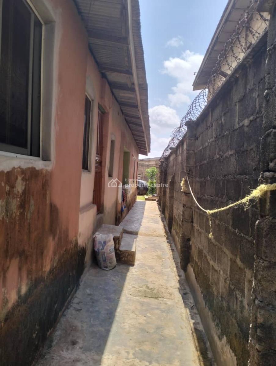 2 Bedroom Detached Bungalow, Abesan Ipaja Lagos, By Wesley Street, Ipaja, Lagos, Detached Bungalow for Sale