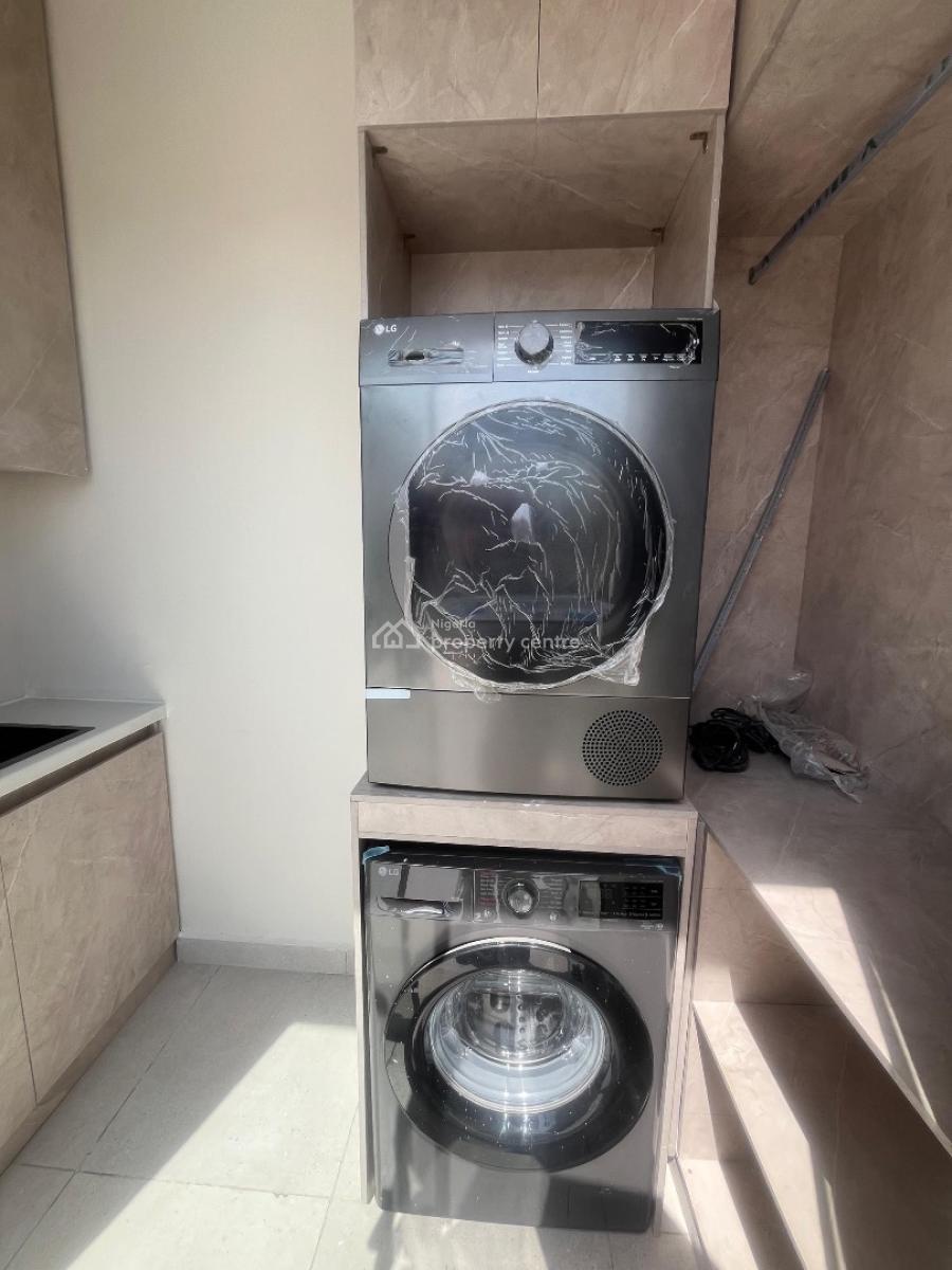 Super Luxury 2-bedroom Penthouse + Bq and a Private Lounge ., Phase 1, Lekki, Lagos, Flat / Apartment for Sale