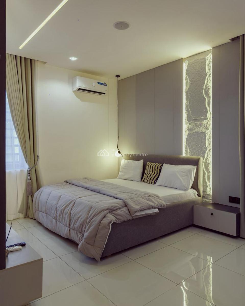 2 Bedroom Apartment, Surulere, Lagos, Flat / Apartment Short Let