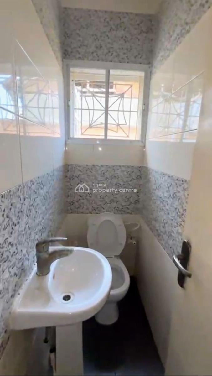 Spacious 3 Bedroom Flat, Sangotedo, Ajah, Lagos, Flat / Apartment for Rent