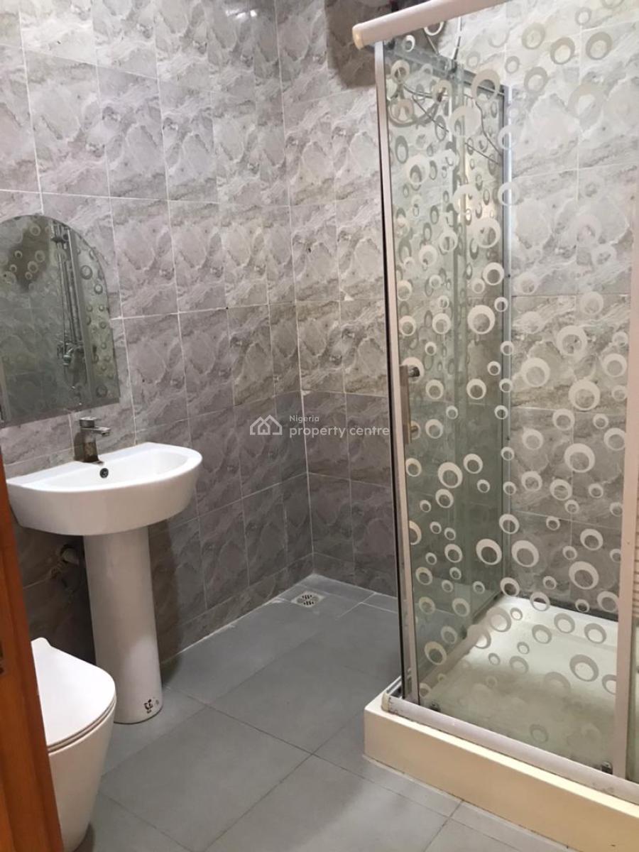2 Bedroom Apartment, Lekki Phase 1, Lekki, Lagos, Flat / Apartment for Rent