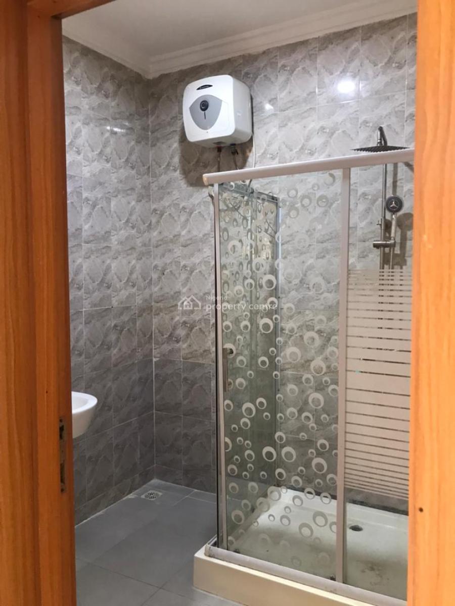 2 Bedroom Apartment, Lekki Phase 1, Lekki, Lagos, Flat / Apartment for Rent