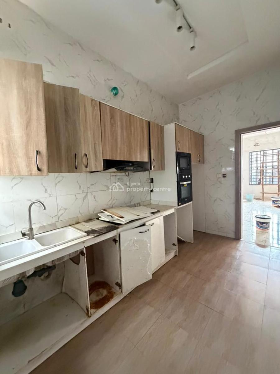 Spacious & Newly Renovated 4 Bedroom Semi-detached, Ikota, Lekki, Lagos, Semi-detached Duplex for Rent