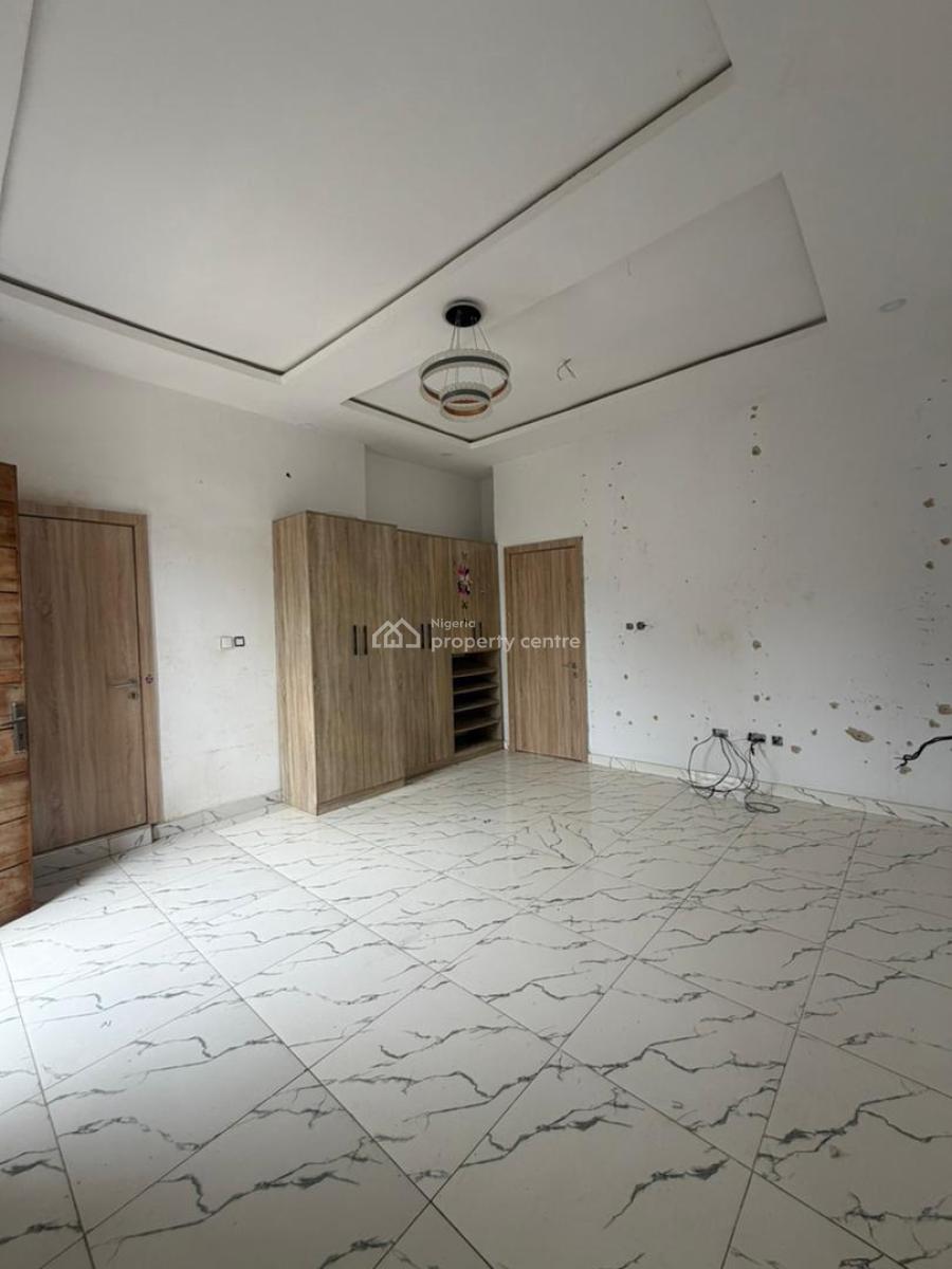Spacious & Newly Renovated 4 Bedroom Semi-detached, Ikota, Lekki, Lagos, Semi-detached Duplex for Rent