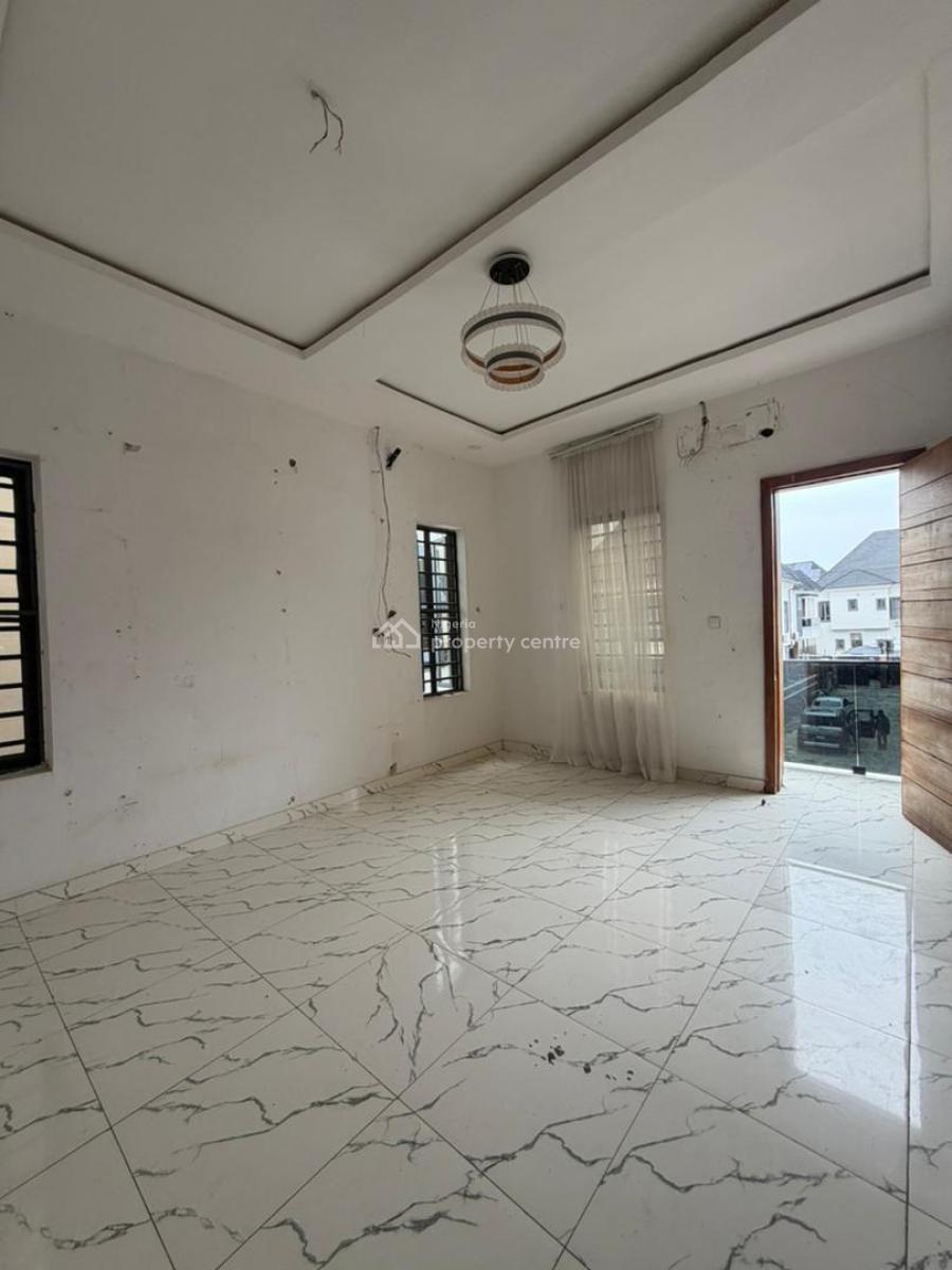 Spacious & Newly Renovated 4 Bedroom Semi-detached, Ikota, Lekki, Lagos, Semi-detached Duplex for Rent