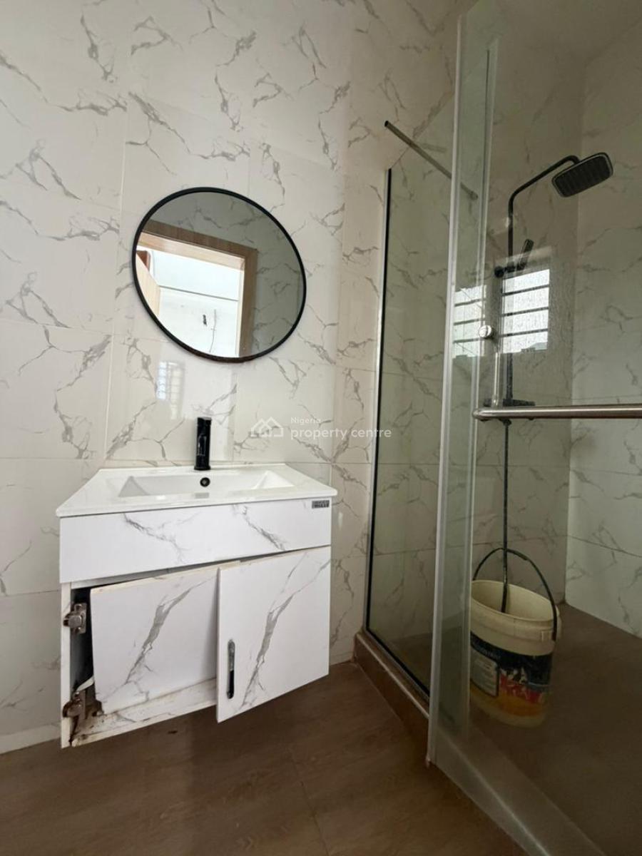Spacious & Newly Renovated 4 Bedroom Semi-detached, Ikota, Lekki, Lagos, Semi-detached Duplex for Rent