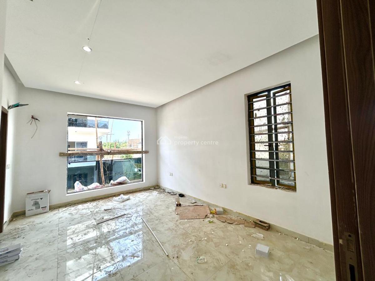 Newly Built 2 Bedroom Apartment, Lekki Phase 1, Lekki, Lagos, Flat / Apartment for Sale