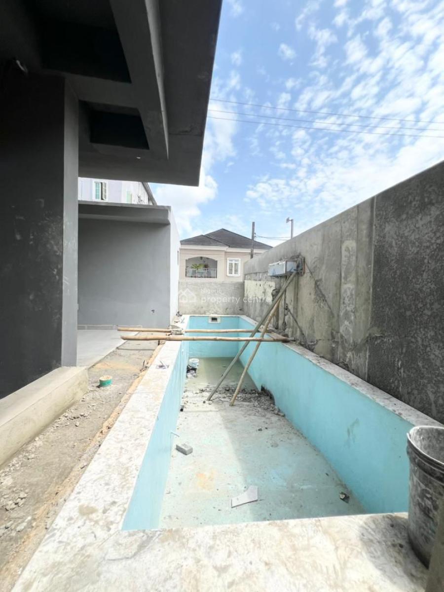 Lovely 3 Bedroom Apartment with Pool, Gym, Elevator, Lekki Phase 1, Lekki, Lagos, Flat / Apartment for Sale