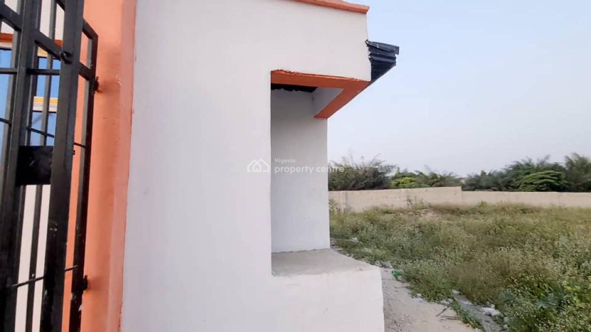Mixed Use Land, Less Than 1mins to Elerangbe Road Leading The Regional Road, Eleranigbe, Ibeju Lekki, Lagos, Mixed-use Land for Sale