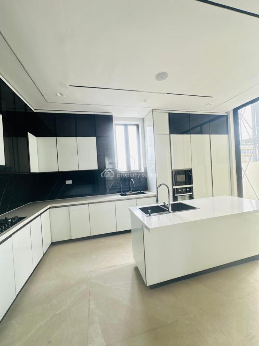 Very Spacious 5 Bedroom Detached Duplex with Bq ,pool &cinema, Lekki Phase 1, Lekki, Lagos, Detached Duplex for Sale