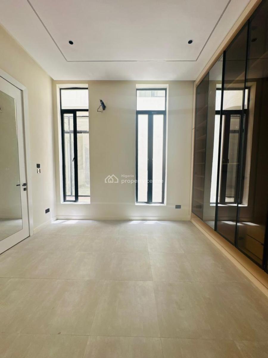 Very Spacious 5 Bedroom Detached Duplex with Bq ,pool &cinema, Lekki Phase 1, Lekki, Lagos, Detached Duplex for Sale