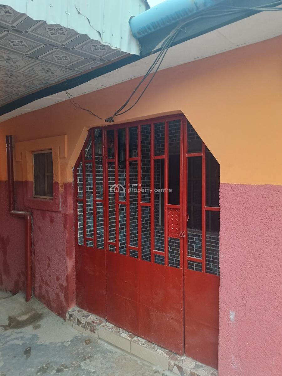 Standard 2 Bedroom Apartment in Guidna Kubwa, Guidna Opposite Nysc Junction Off Kubwa Express Way, Kubwa, Abuja, House for Rent