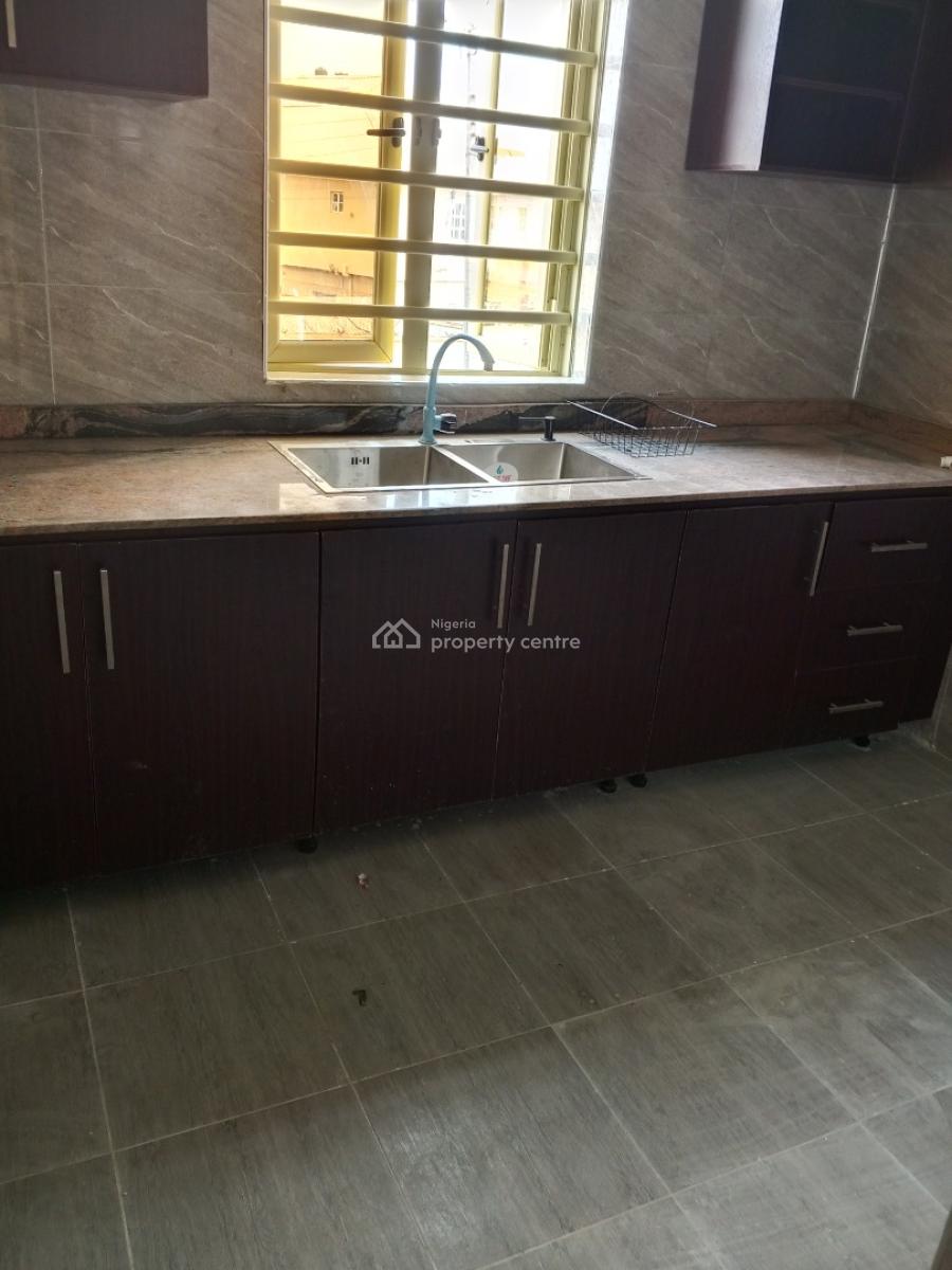 Brand New 2 Bedroom Flat, Bashorun Majek, Sangotedo, Ajah, Lagos, Flat / Apartment for Rent