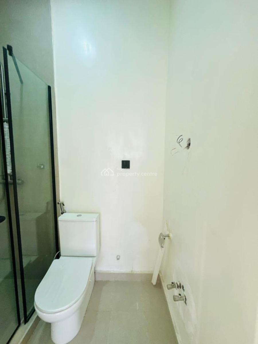 Unfurnished 4 Bedroom Semi Detached Duplex with Bq, Lekki Phase 1, Lekki, Lagos, Semi-detached Duplex for Sale