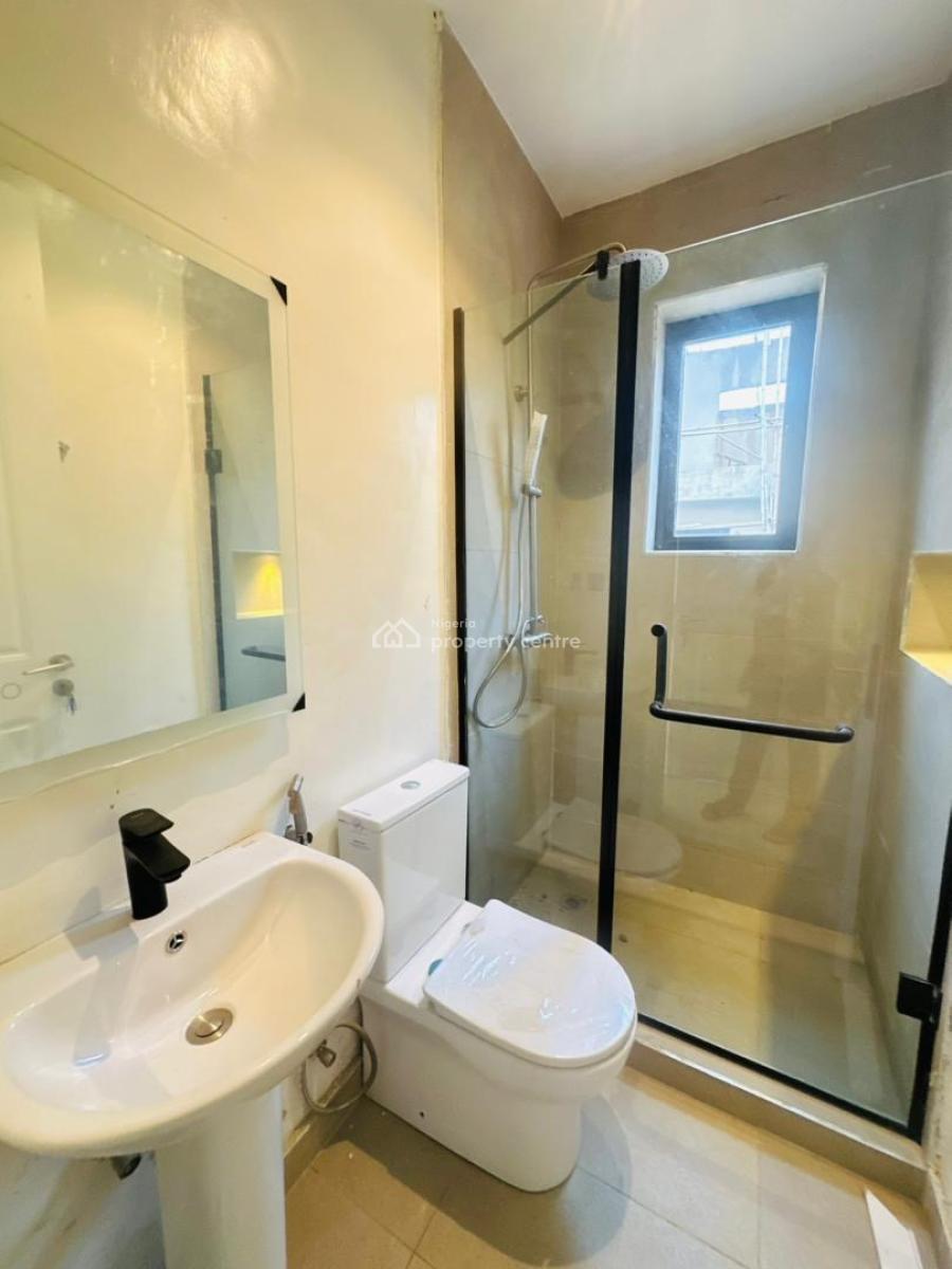 Unfurnished 4 Bedroom Semi Detached Duplex with Bq, Lekki Phase 1, Lekki, Lagos, Semi-detached Duplex for Sale