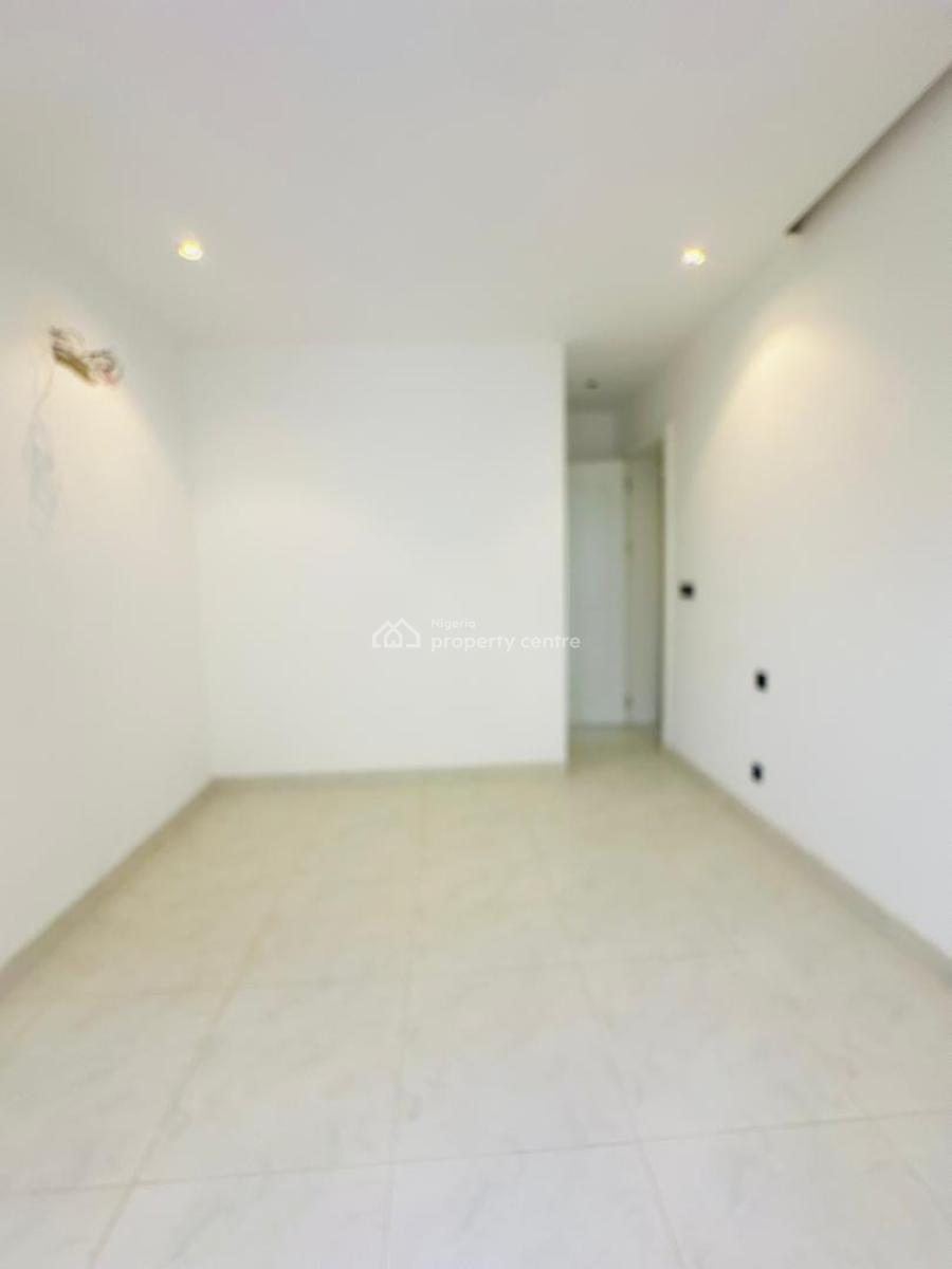 Unfurnished 4 Bedroom Semi Detached Duplex with Bq, Lekki Phase 1, Lekki, Lagos, Semi-detached Duplex for Sale