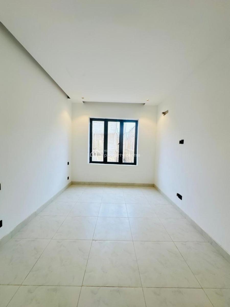Unfurnished 4 Bedroom Semi Detached Duplex with Bq, Lekki Phase 1, Lekki, Lagos, Semi-detached Duplex for Sale