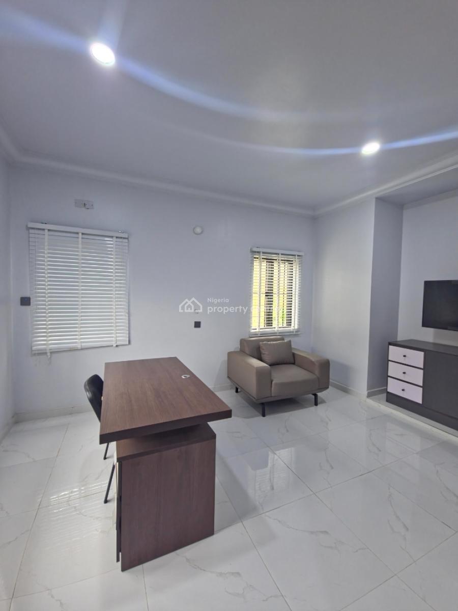 Premium Fully Furnished Office Space, Oladosu Oladipo Close, Around Kolmor Metropolitan College, New Bodija, Ibadan, Oyo, Office Space for Rent