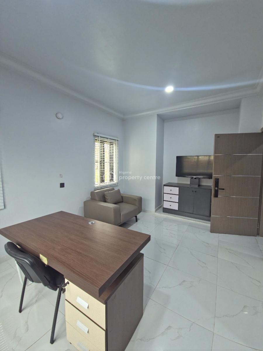 Premium Fully Furnished Office Space, Oladosu Oladipo Close, Around Kolmor Metropolitan College, New Bodija, Ibadan, Oyo, Office Space for Rent