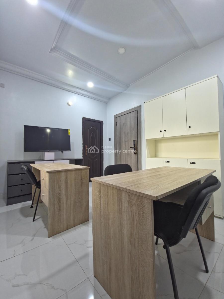 Premium Fully Furnished Office Space, Oladosu Oladipo Close, Around Kolmor Metropolitan College, New Bodija, Ibadan, Oyo, Office Space for Rent