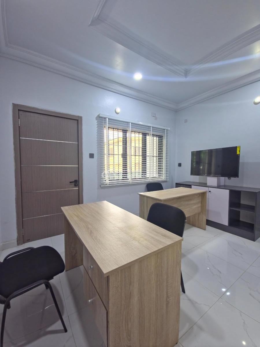Premium Fully Furnished Office Space, Oladosu Oladipo Close, Around Kolmor Metropolitan College, New Bodija, Ibadan, Oyo, Office Space for Rent