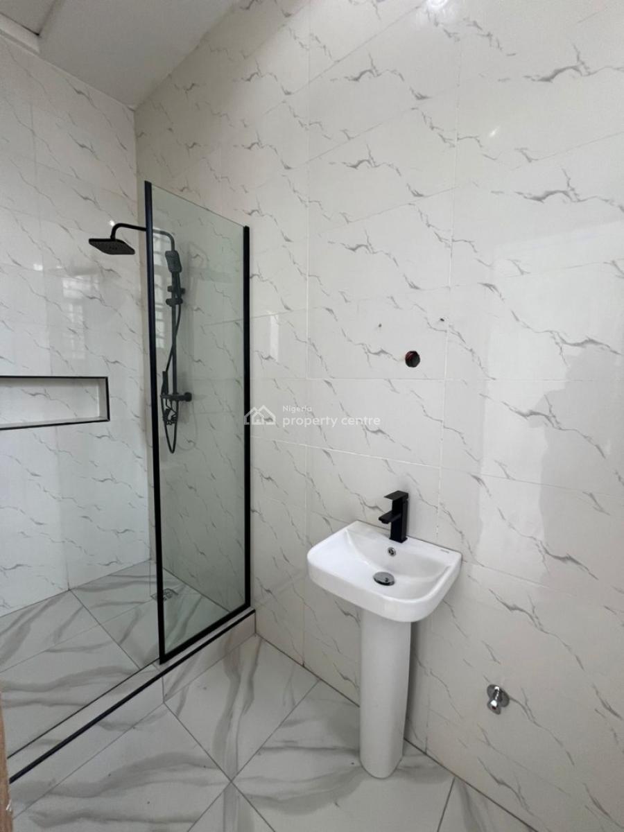Exclusive 4 Bedroom Terrace Duplex with Inverter, Chevron, Lekki, Lagos, Terraced Duplex for Sale