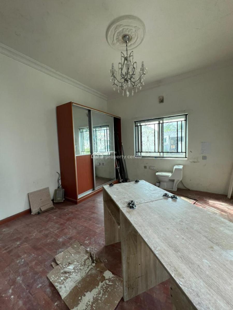 Lovely Spacious 1 Bedroom Apartment with Bq, Lekki Phase 1, Lekki, Lagos, Flat / Apartment for Rent