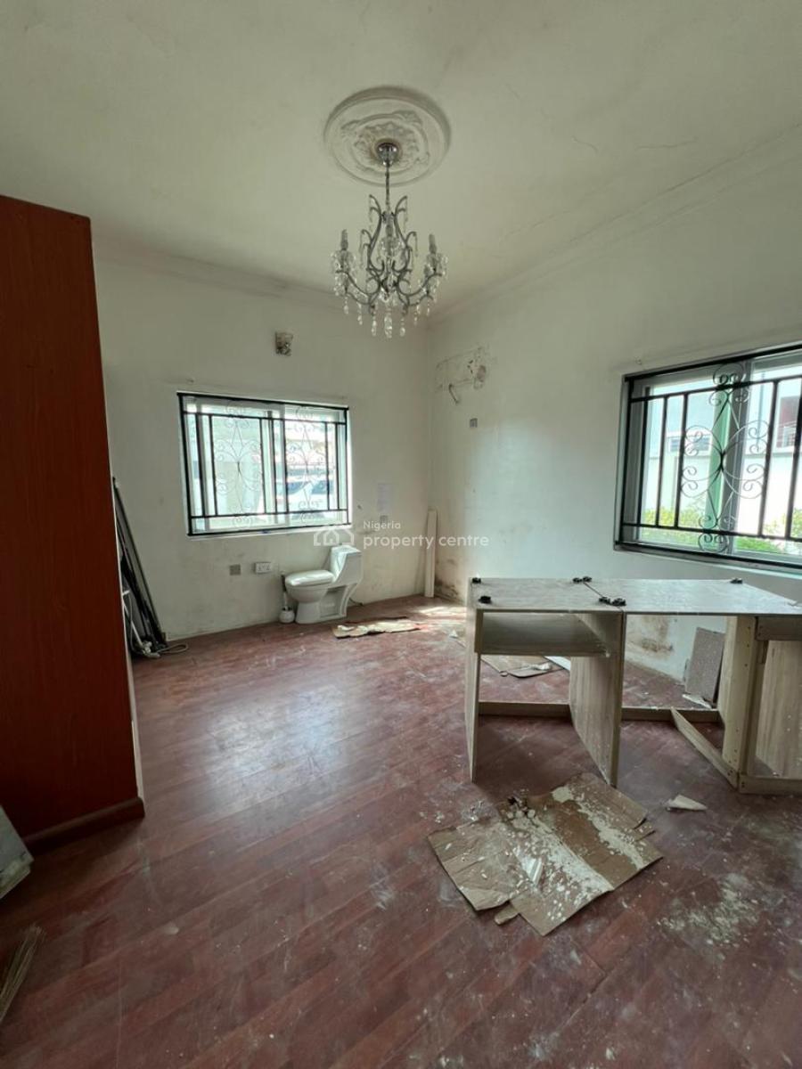 Lovely Spacious 1 Bedroom Apartment with Bq, Lekki Phase 1, Lekki, Lagos, Flat / Apartment for Rent