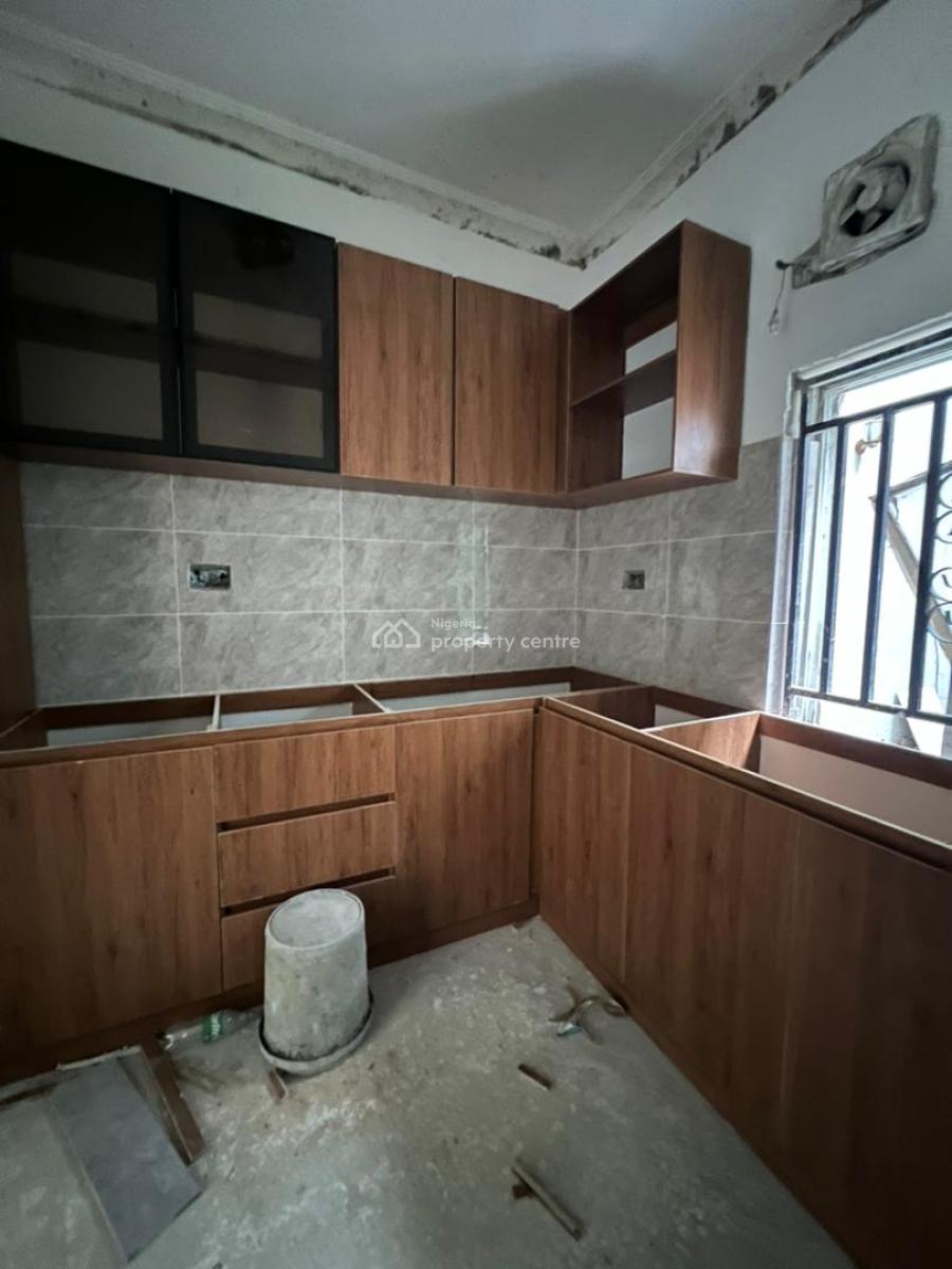 Lovely Spacious 1 Bedroom Apartment with Bq, Lekki Phase 1, Lekki, Lagos, Flat / Apartment for Rent