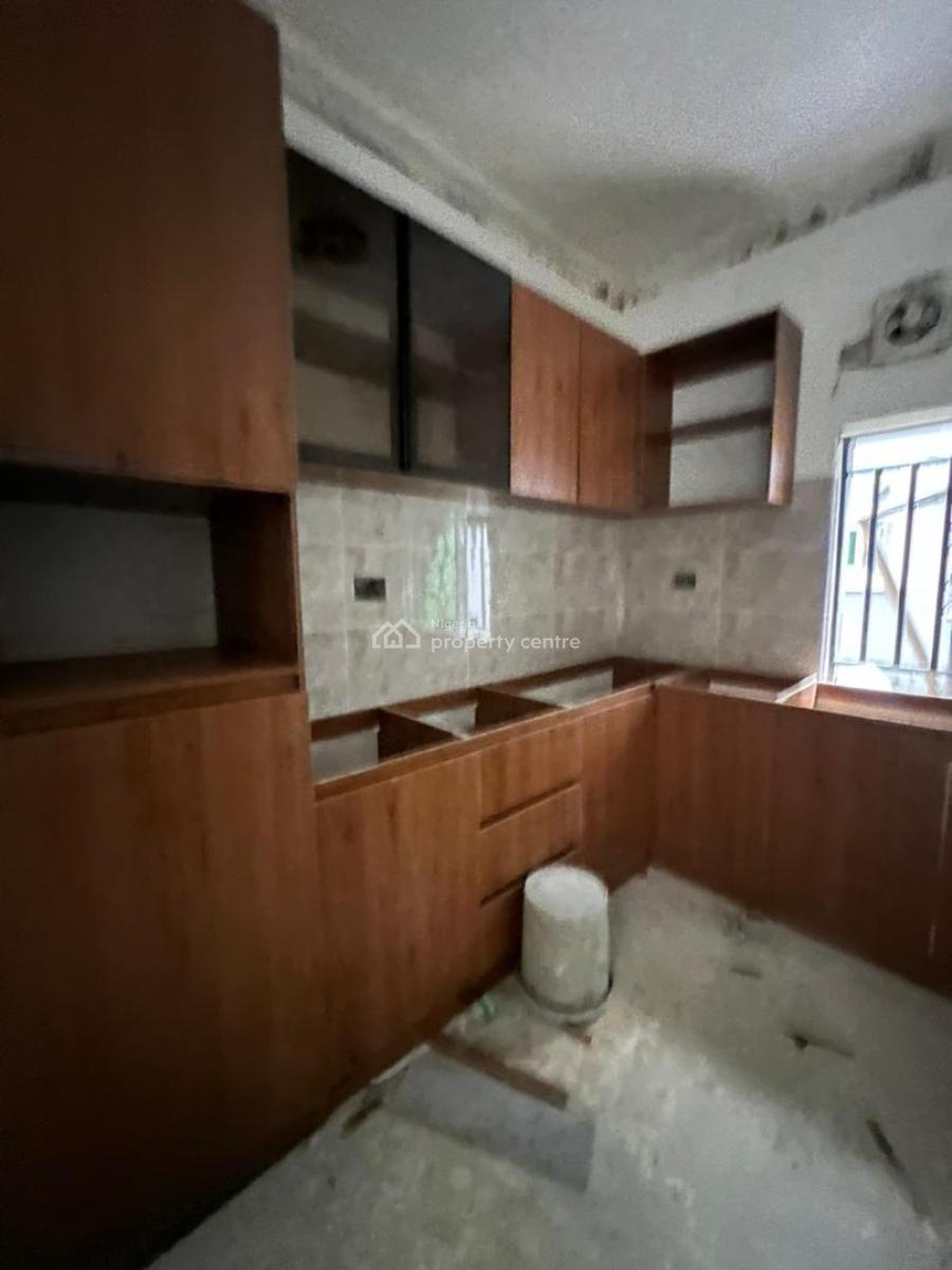 Lovely Spacious 1 Bedroom Apartment with Bq, Lekki Phase 1, Lekki, Lagos, Flat / Apartment for Rent