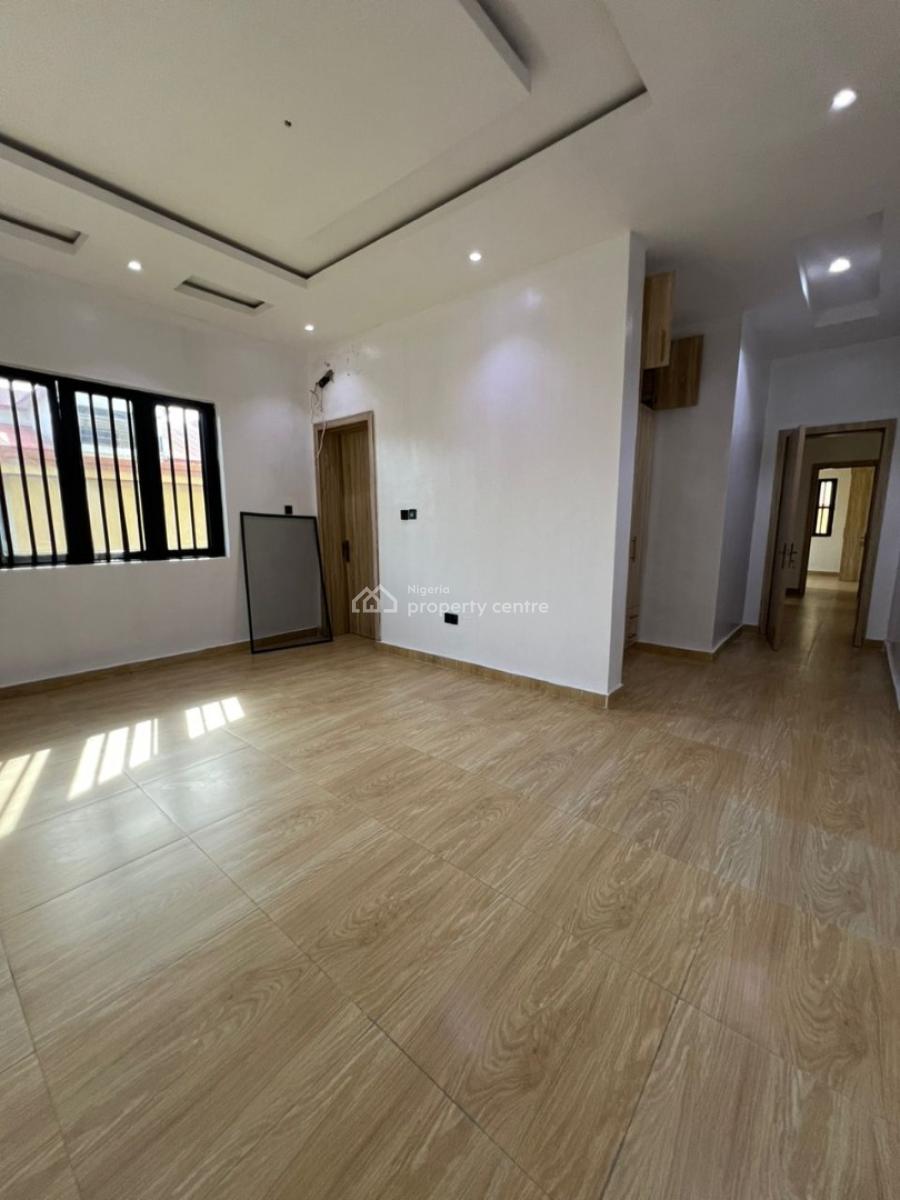 Exquisite Spacious 3 Bedroom Apartment with Bq, Lekki Phase 1, Lekki, Lagos, Flat / Apartment for Rent
