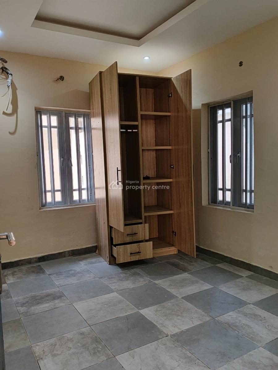 Luxury 2 Bedroom Flat, Ogoyo Estate, Off Mobil Estate, Ilaje, Ajah, Lagos, Flat / Apartment for Rent