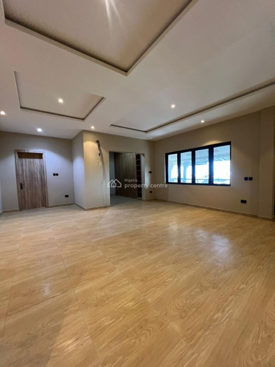 Luxury Spacious 5 Bedroom Penthouse with Bq, Lekki Phase 1, Lekki, Lagos, Flat / Apartment for Rent