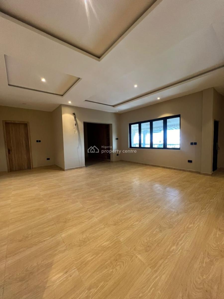 Luxury Spacious 5 Bedroom Penthouse with Bq, Lekki Phase 1, Lekki, Lagos, Flat / Apartment for Rent