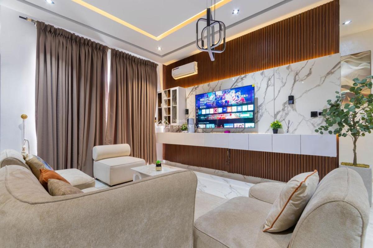 Luxury 2 Bedroom Apartment with Housekeeping and En-suite Rooms, Ikate, Lekki, Lagos, Flat / Apartment Short Let