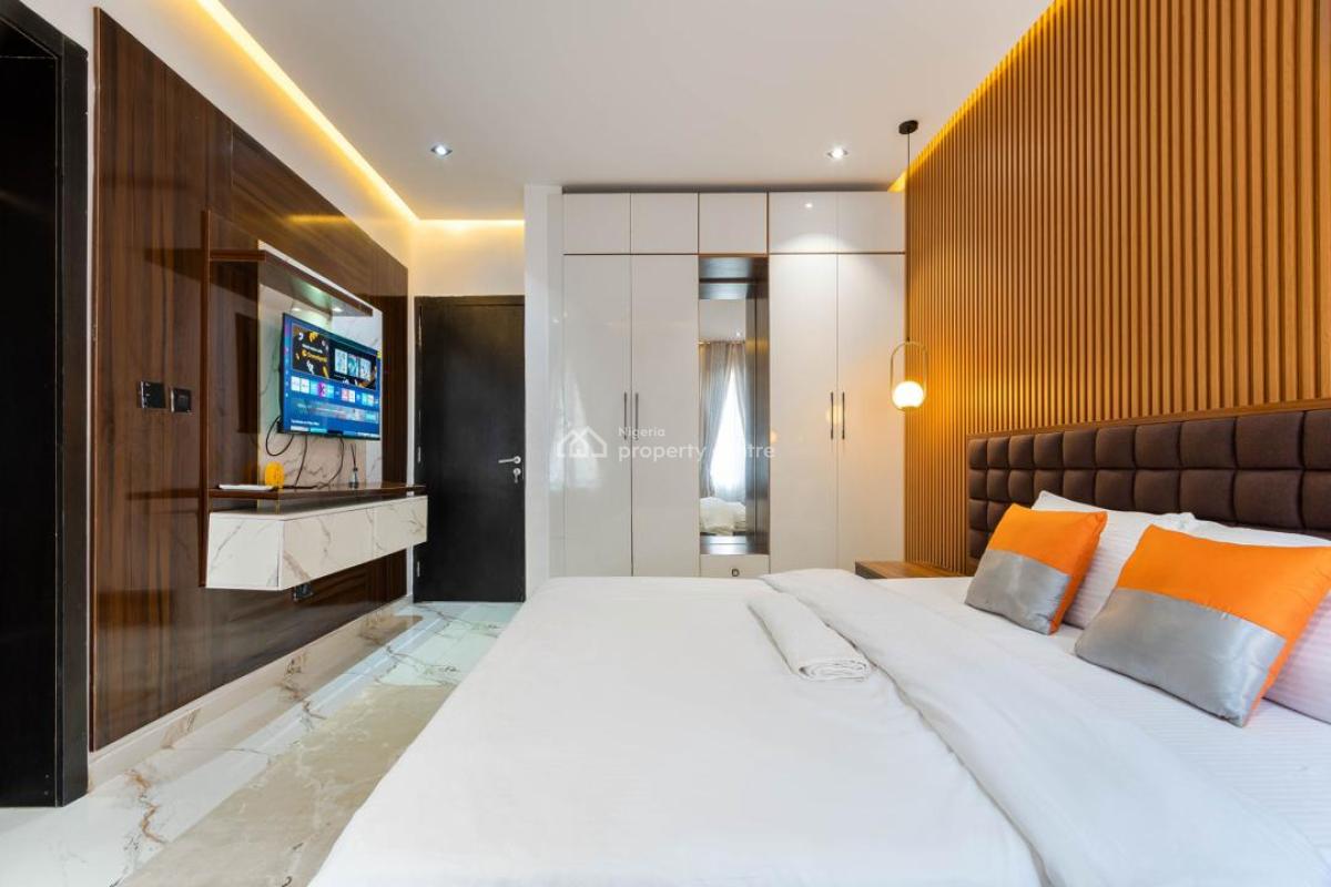 Luxury 2 Bedroom Apartment with Housekeeping and En-suite Rooms, Ikate, Lekki, Lagos, Flat / Apartment Short Let