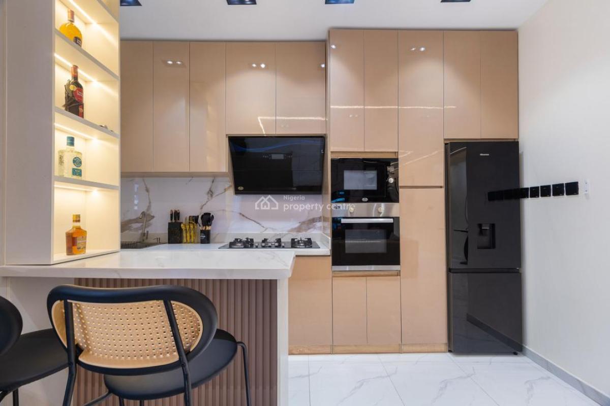 Luxury 2 Bedroom Apartment with Housekeeping and Swimming Pool, Ilasan Ikate , Ps5, 2 Balconies , Swimming Pool, Ilasan, Lekki, Lagos, Flat / Apartment Short Let
