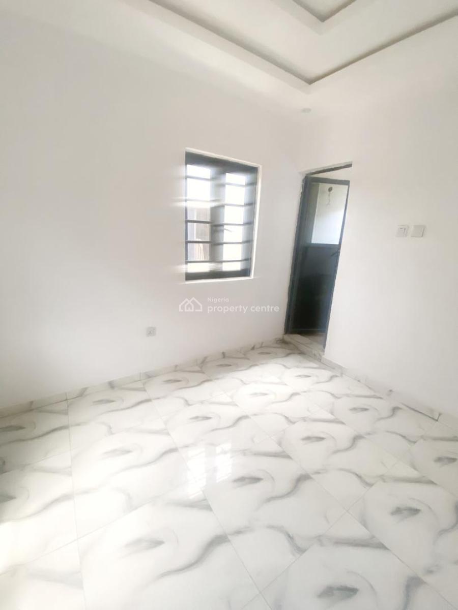 2 Bedroom Duplex, Gra Phase 1, Magodo, Lagos, Flat / Apartment for Rent