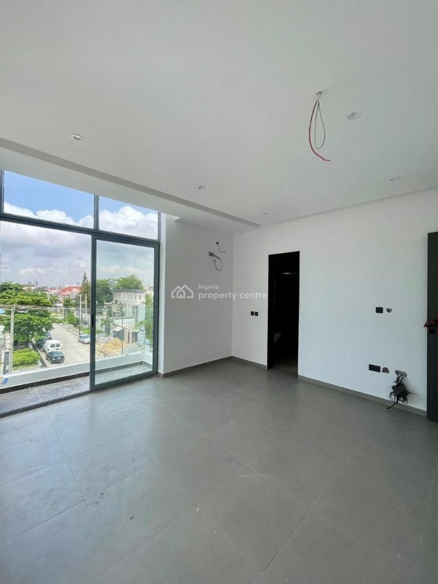Luxury Three Bedroom Self Compound, Lekki Phase 1, Lekki, Lagos, Terraced Duplex for Sale