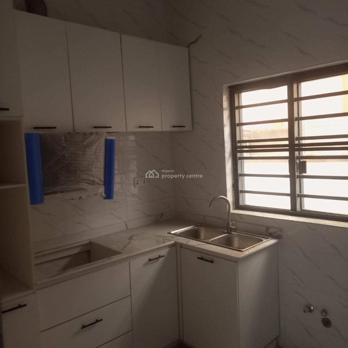 a Newly Completed 3 Bedroom Flat with Modern Facilities, Off Kilo, Surulere, Lagos, Surulere, Lagos, Flat / Apartment for Sale