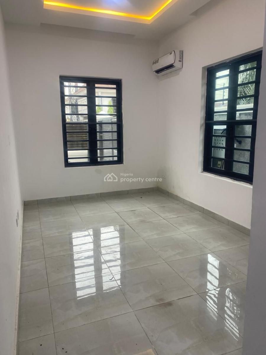 Luxury 3bedroom Apartment with Bq, Off Admiralty Way, Lekki Phase 1, Lekki, Lagos, Flat / Apartment for Rent