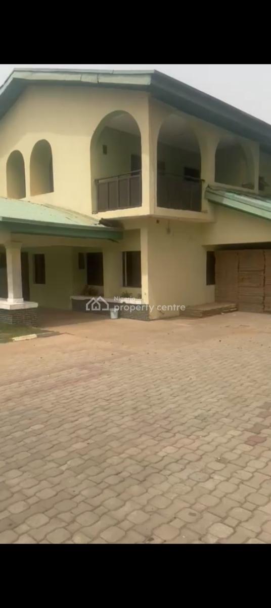 5bedrooms Detached Duplex+bq Sitting in a Land Measuring 1700sqm²., Gwarinpa, Abuja, Detached Duplex for Sale