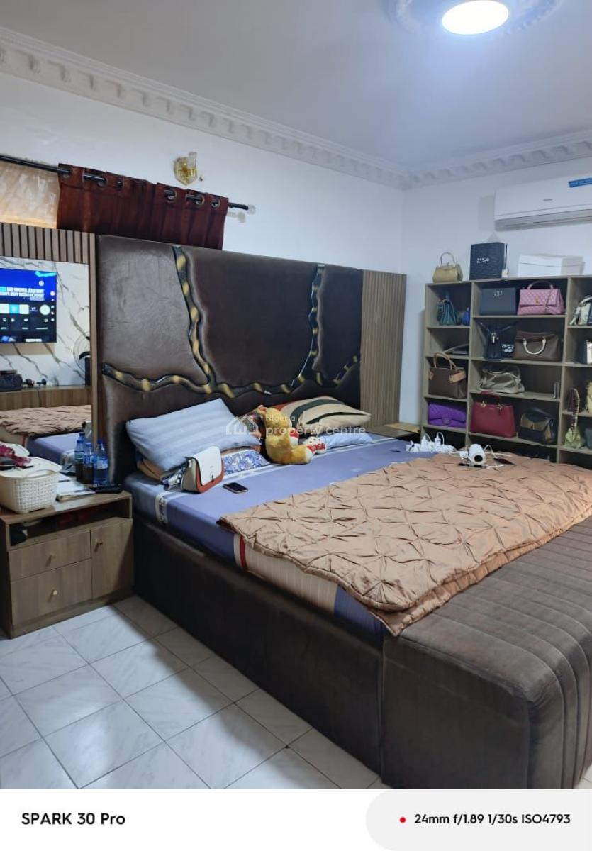 Sweet 2bedroom (three Toilets) Wuye, Wuye, Abuja, Flat / Apartment for Sale