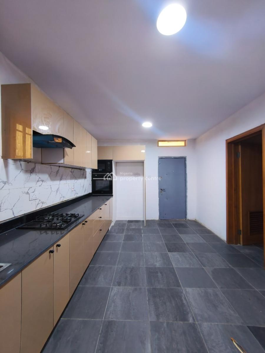 Luxury Serviced 4 Bedroom Maisonette Penthouse Plus Bq, Off Admiralty Road, Lekki, Lagos, Flat / Apartment for Rent