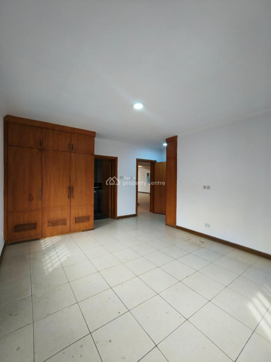 Luxury Serviced 4 Bedroom Maisonette Penthouse Plus Bq, Off Admiralty Road, Lekki, Lagos, Flat / Apartment for Rent