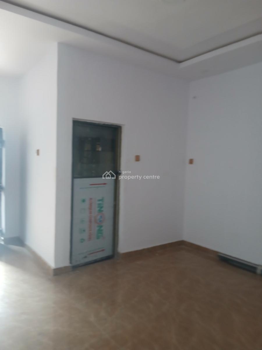 Superb Executive Mini, Yaba, Lagos, Mini Flat (room and Parlour) for Rent
