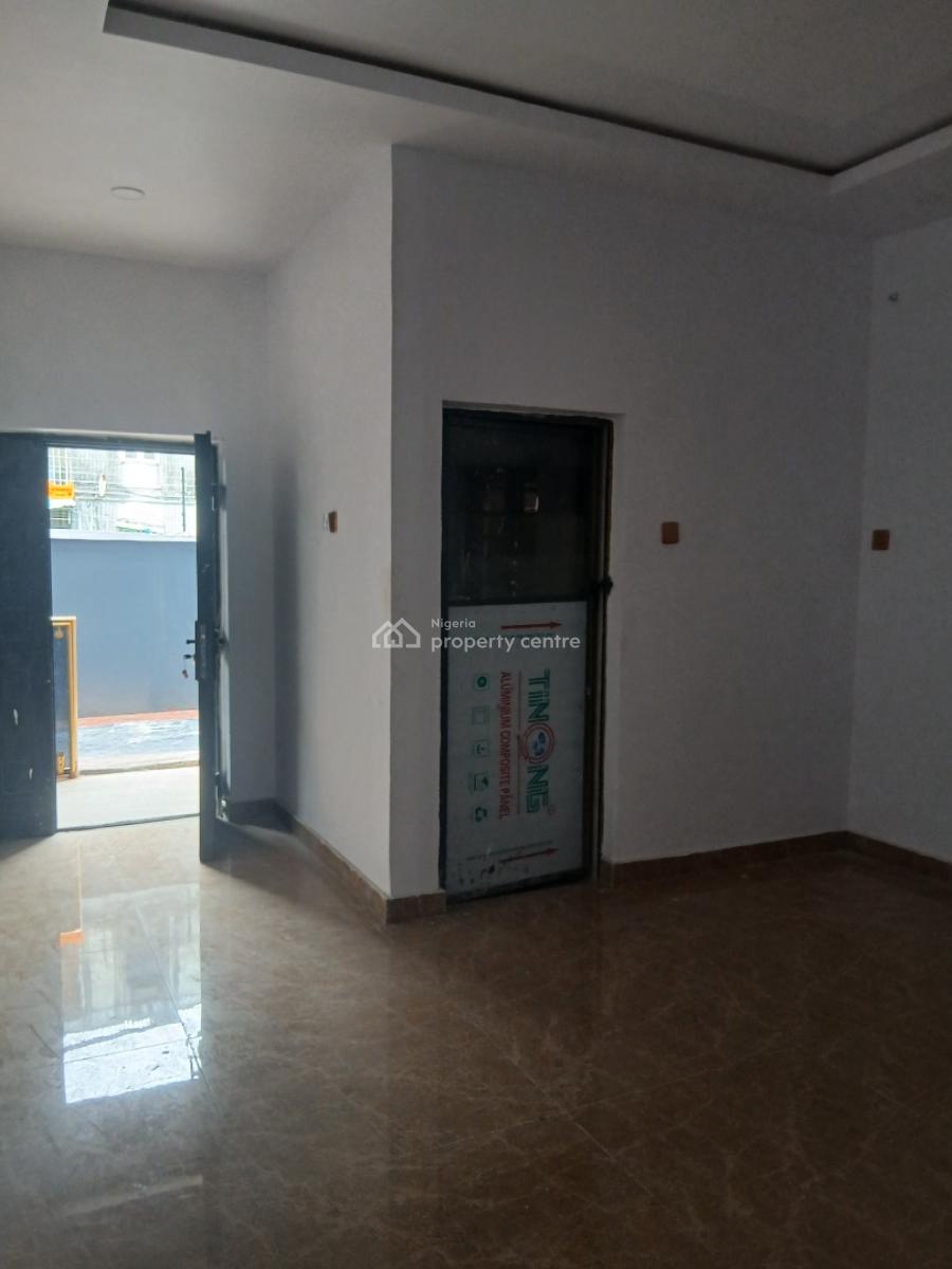 Superb Executive Mini, Yaba, Lagos, Mini Flat (room and Parlour) for Rent